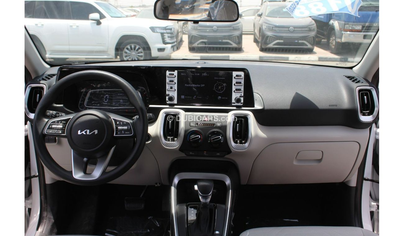 Kia Sonet 1.5L Petrol, Alloy Rims, DVD, Rear Camera, Rear Parking Sensor