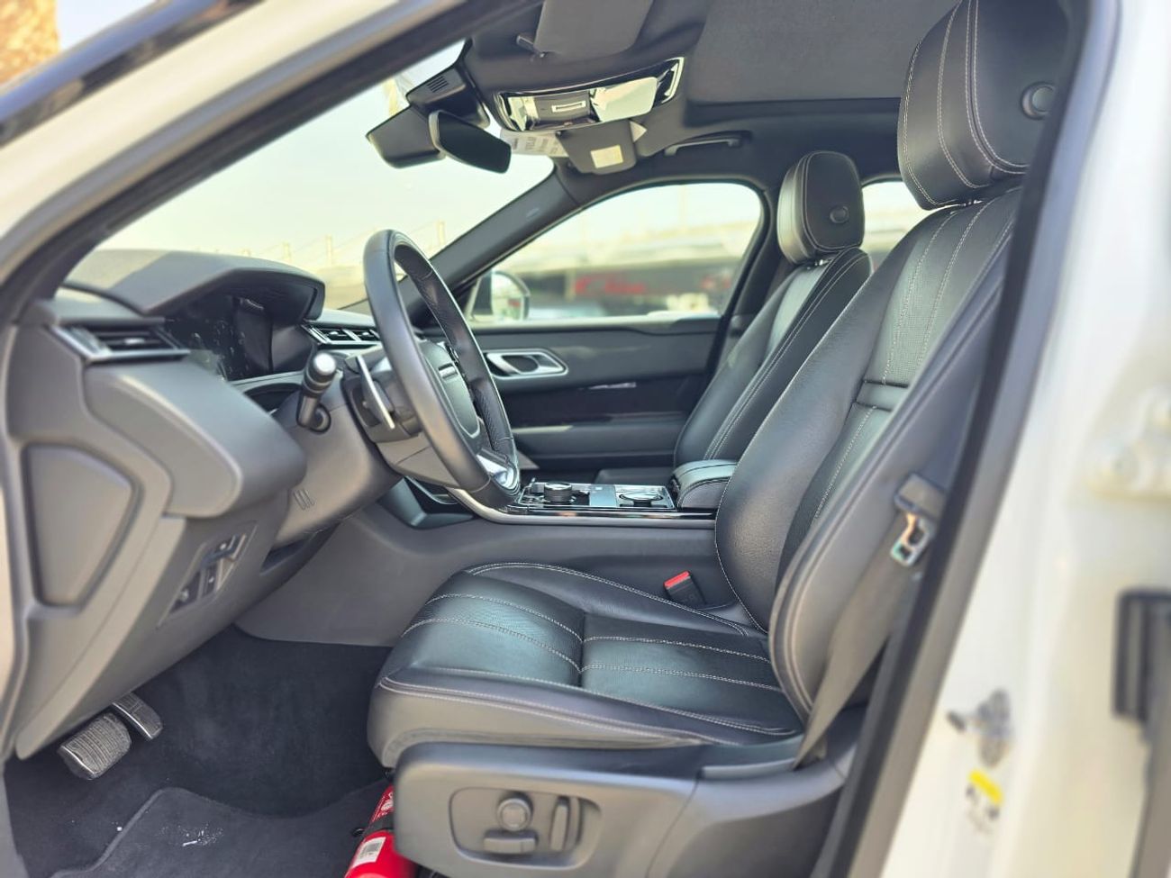 لاند روفر رينج روفر فيلار P250 R-ديناميك SE