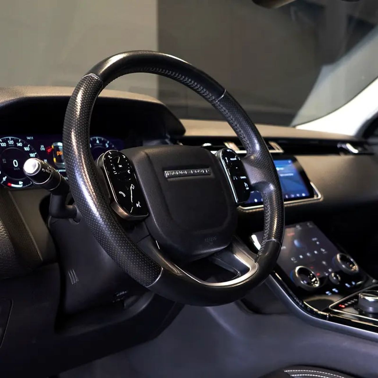 Land Rover Range Rover Velar P250 S 2.0L Petrol AED 1,781 p.m • 0% Downpayment • Velar P250 S • 1 Year Warranty