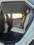 هيونداي توسون SE/ LANE ASSIST/ E BRAKE/ RADAR/ LEATHER/ 2 KEYS/ LOW MIELAGE/ ORG AIRBAG/ 682 MONTHLY/ LOT# 74437