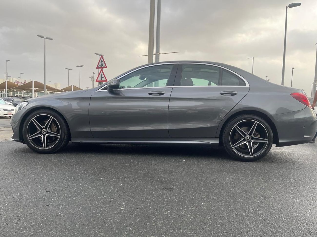 Mercedes-Benz C 200 AMG Pack Mercedes C 200 _GCC_2018_Excellent Condition _Full option