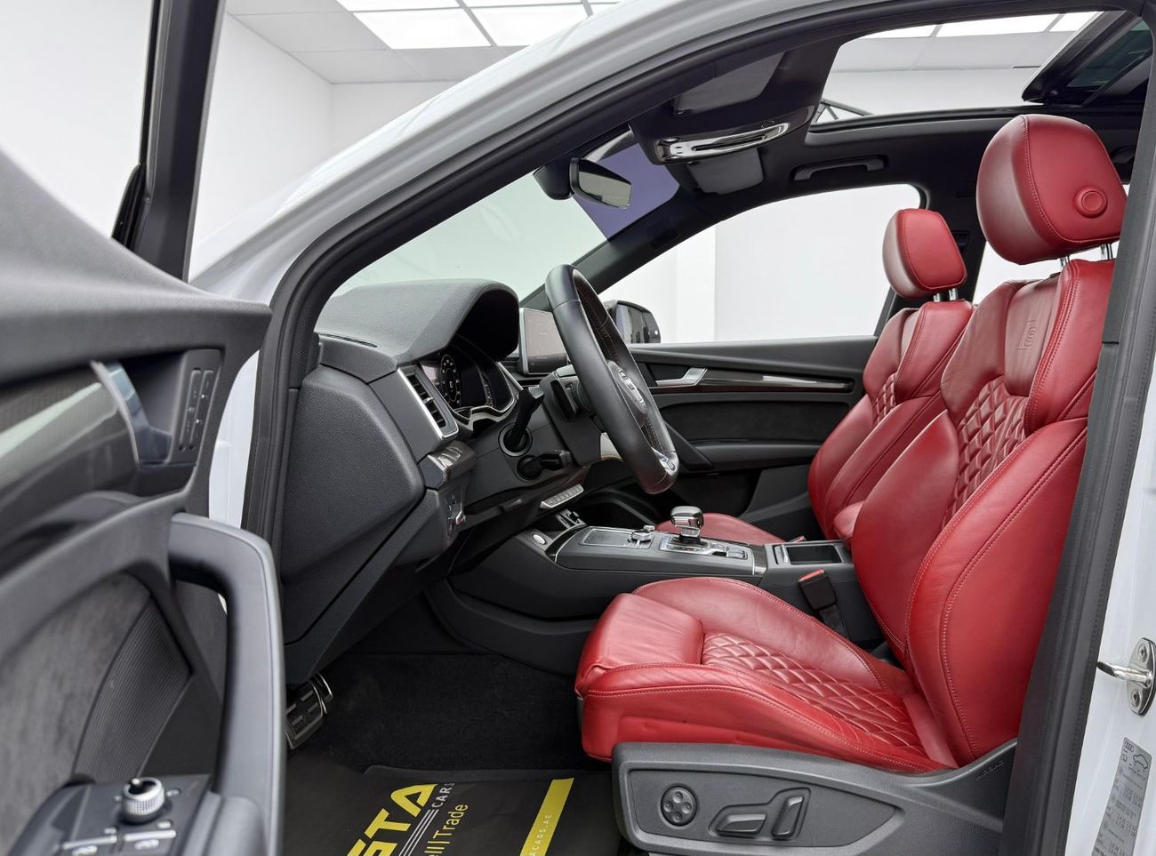 أودي SQ5 TFSI quattro 3.0L 2020 Audi SQ5 Quattro, 2025 Audi Warranty, Full Service History, Excellent Conditi