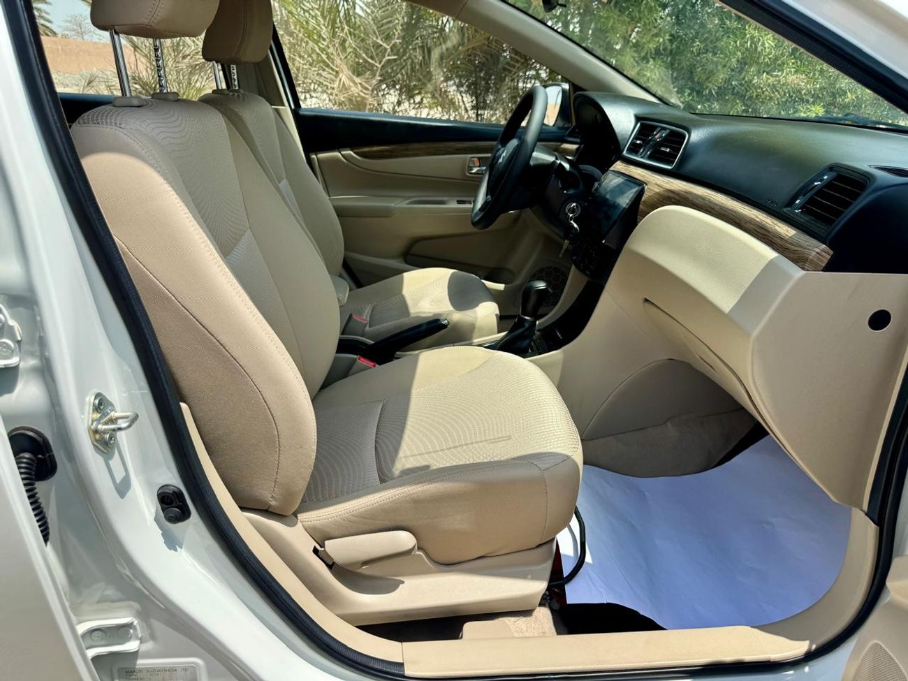 Suzuki Ciaz  1.5L GL 490-Monthly l GCC l 1.5L, Camera, GPS l Accident Free