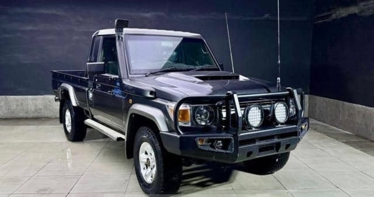 Toyota Land Cruiser Pick Up Double Cabin 2016 Model RHD Diesel Engine Full Option