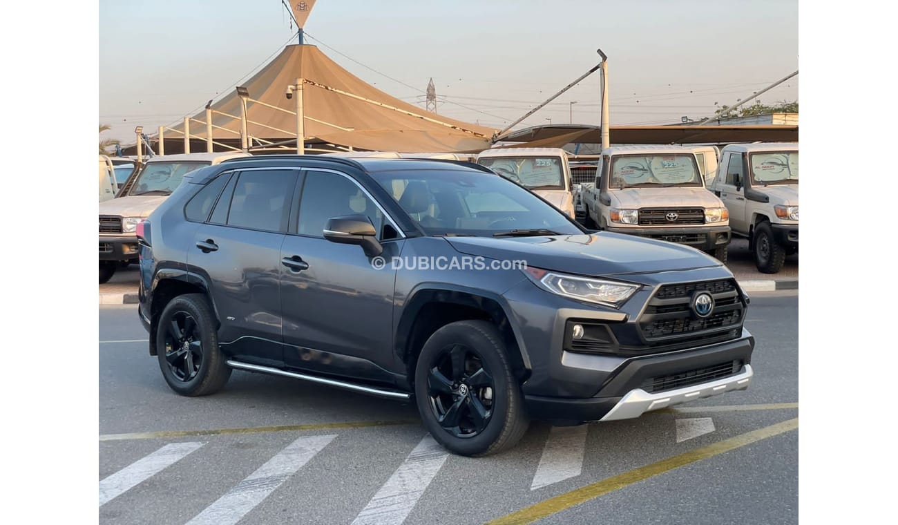 Toyota RAV4 XLE HYBRID  4X4