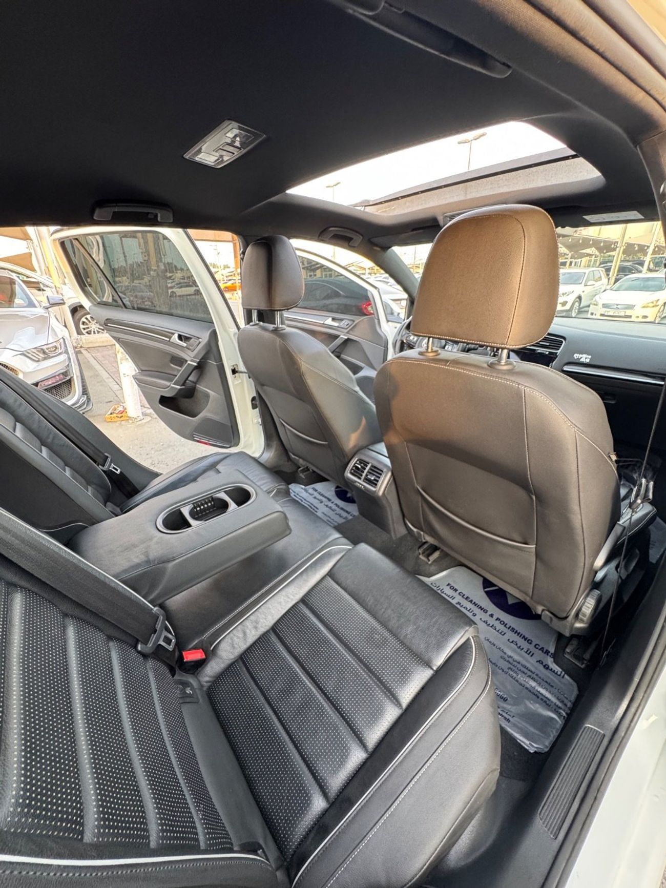 فولكس واجن جولف ار