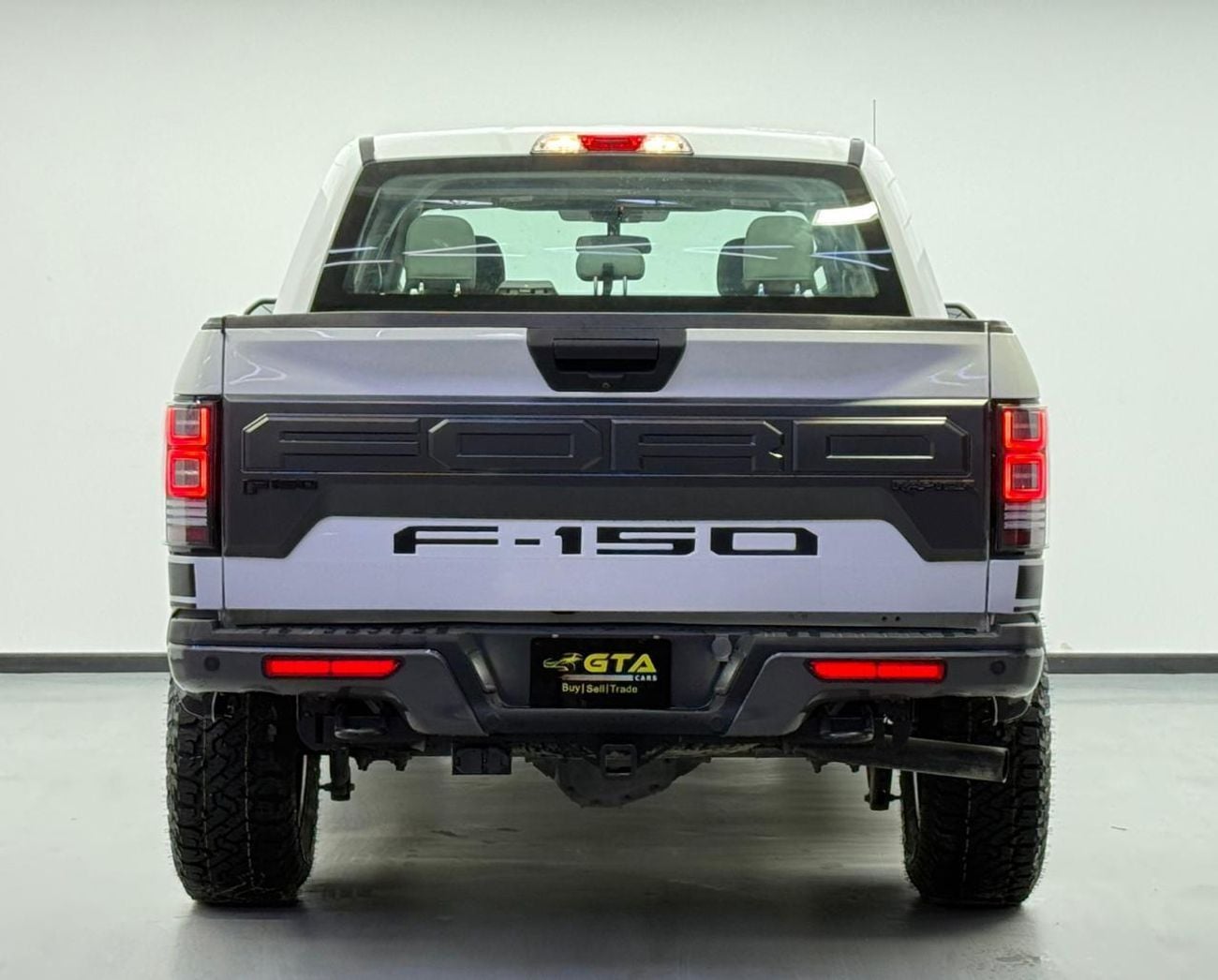 Ford F-150 XLT 2020 Ford F-150 Raptor Kit, 1 Year Warranty Unlimited Km, Excellent Condition, GCC
