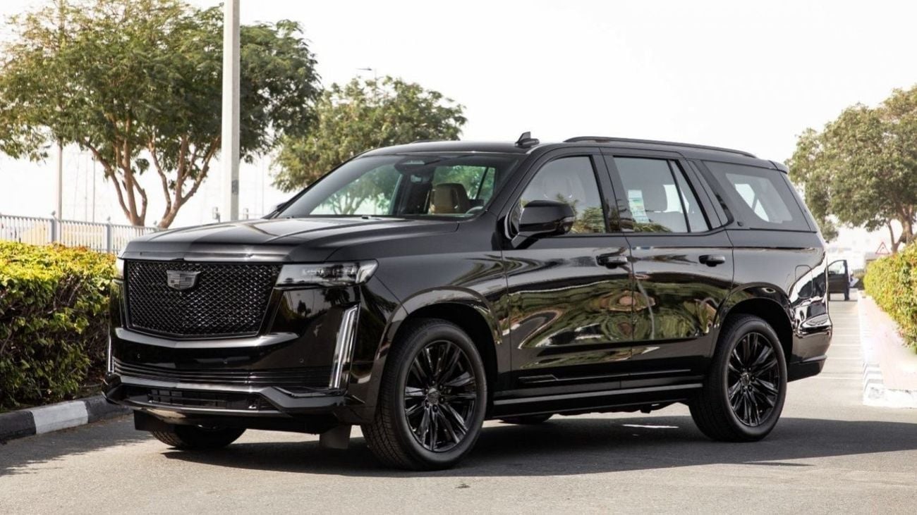 Cadillac Escalade Sport 4WD + TV BLACK EDITION/GCC/3 years warranty. For Local Registration +10%