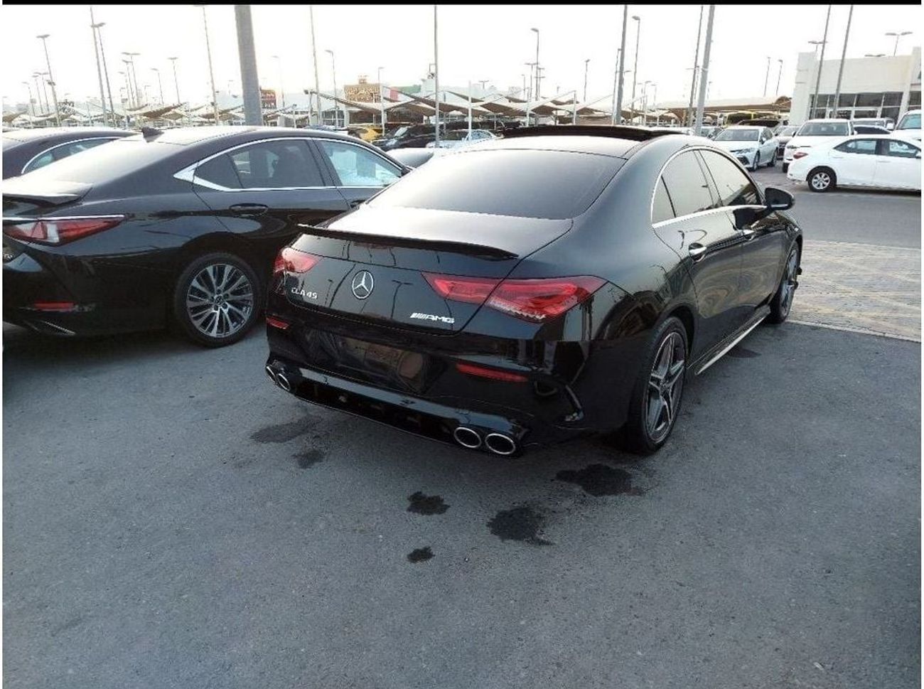 مرسيدس بنز CLA 250 Premium + 2.0L