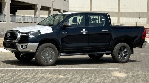تويوتا هيلوكس 2.7L V4  4*4 Automatic • Black Rims & Red Interior