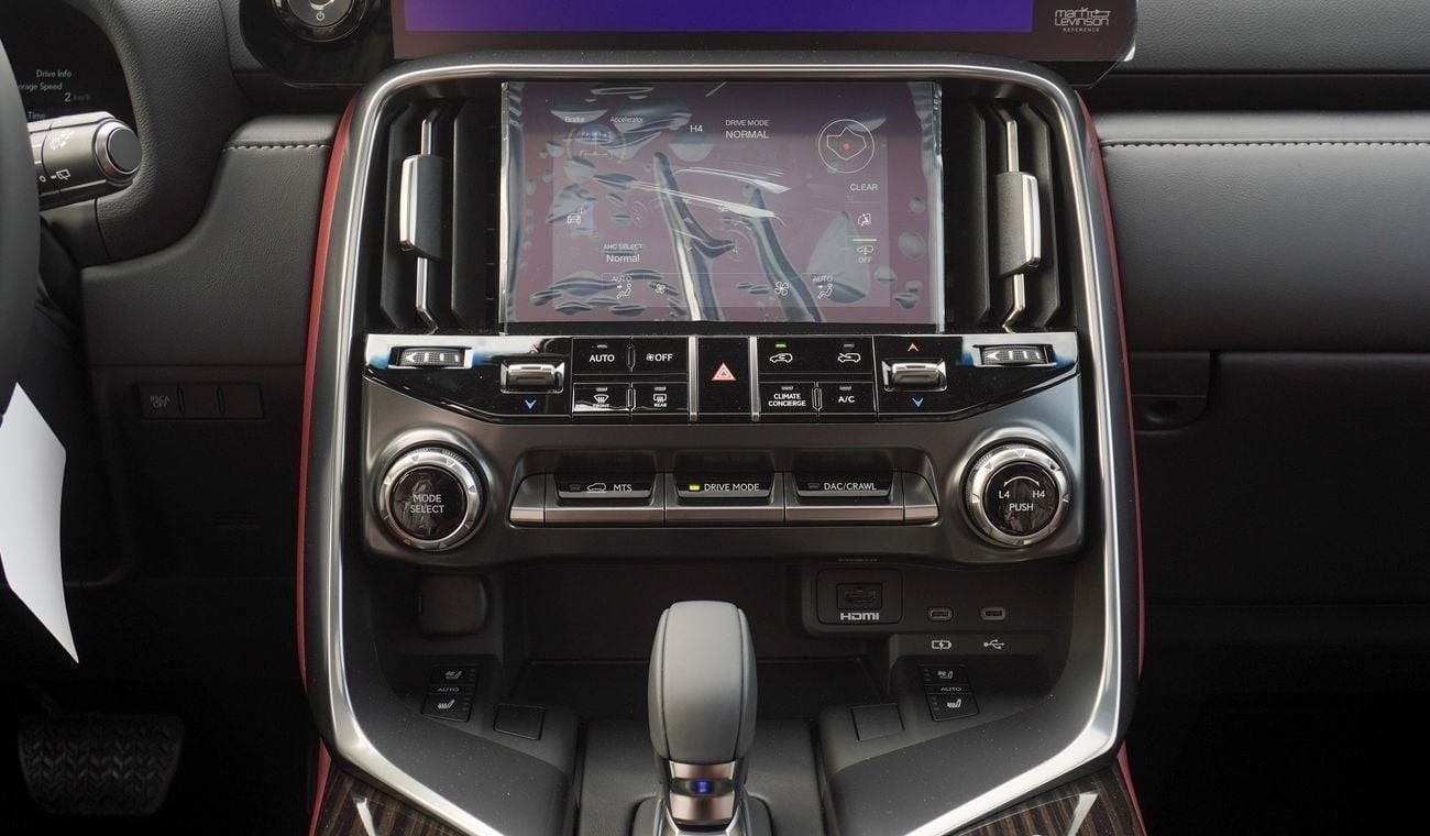 Lexus LX 700h Signature