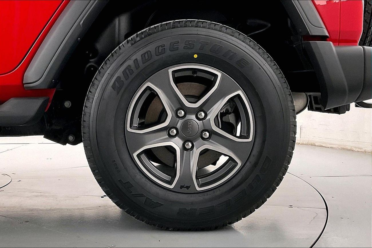 جيب رانجلر Sport Unlimited | سنة ضمان مجانية | نسبة التمويل 1.99% | خالية من أضرار الفيضانات