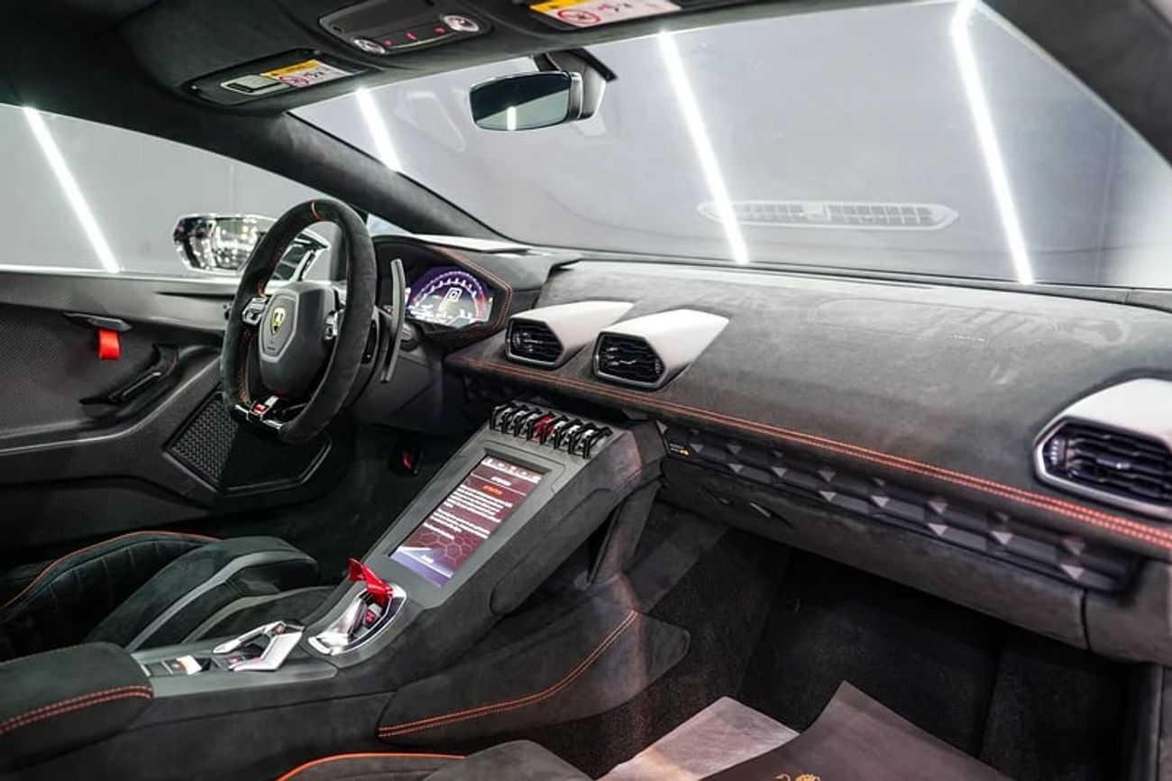 Lamborghini Huracan LP 620-2 Super Trofeo, STO, BRAND NEW, Full Sticker Exterior Pack, Lift System, Apple Carplay, GCC