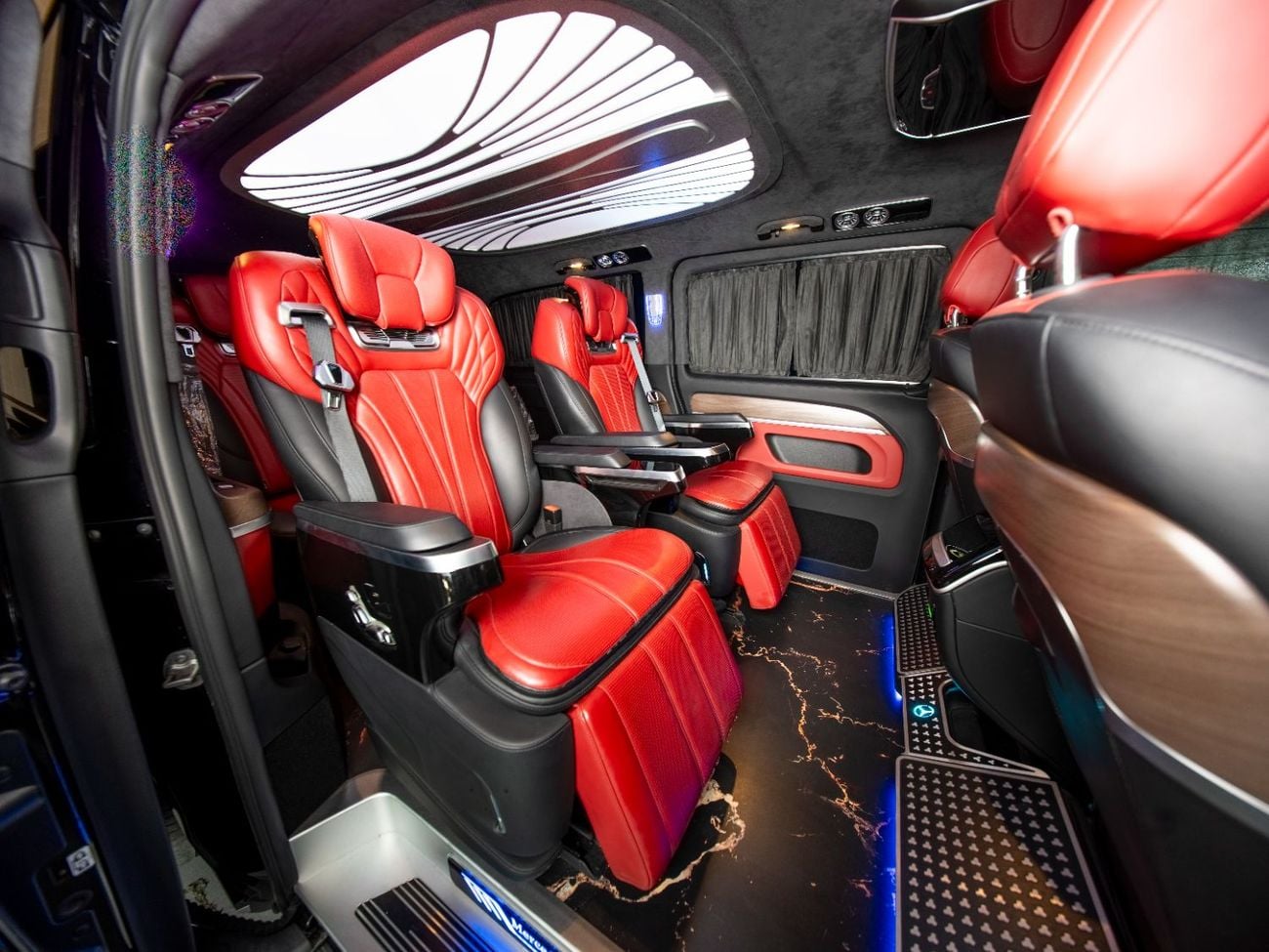 Mercedes Benz V 250