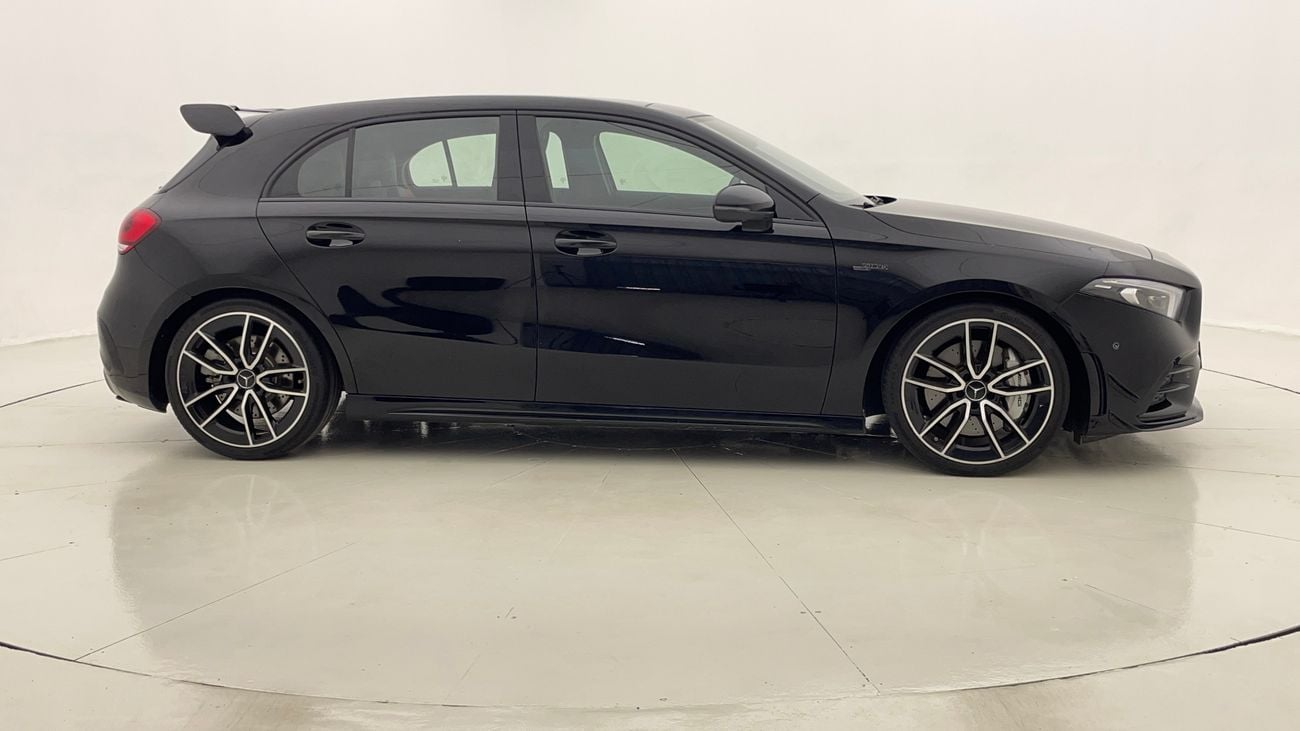 مرسيدس بنز A 35 AMG STD 2 | بدون دفعة مقدمة | اختبار القيادة في المنزل