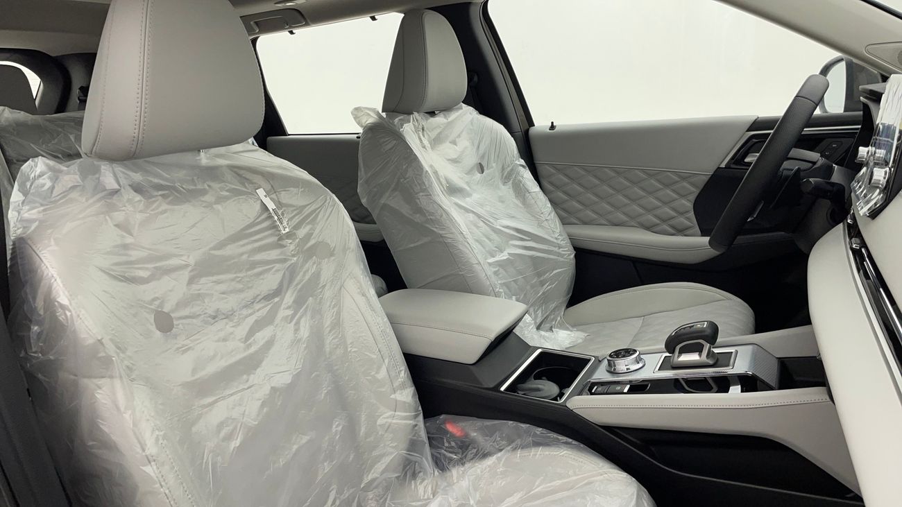 Mitsubishi Outlander PREMIUM 2.5 | Zero Down Payment | Home Test Drive