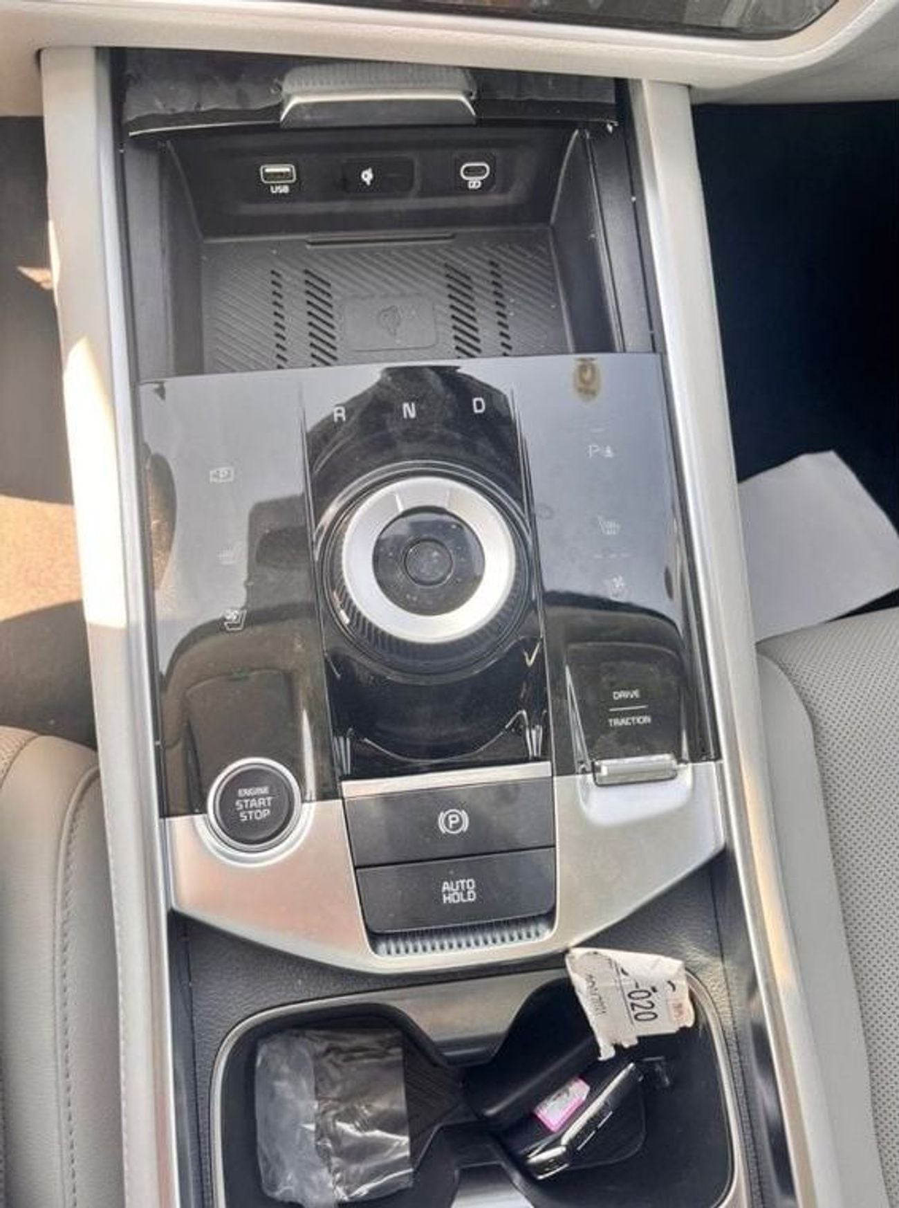 كيا سبورتيج DLX Hybrid,2.0L ,Chines spec,  Full option