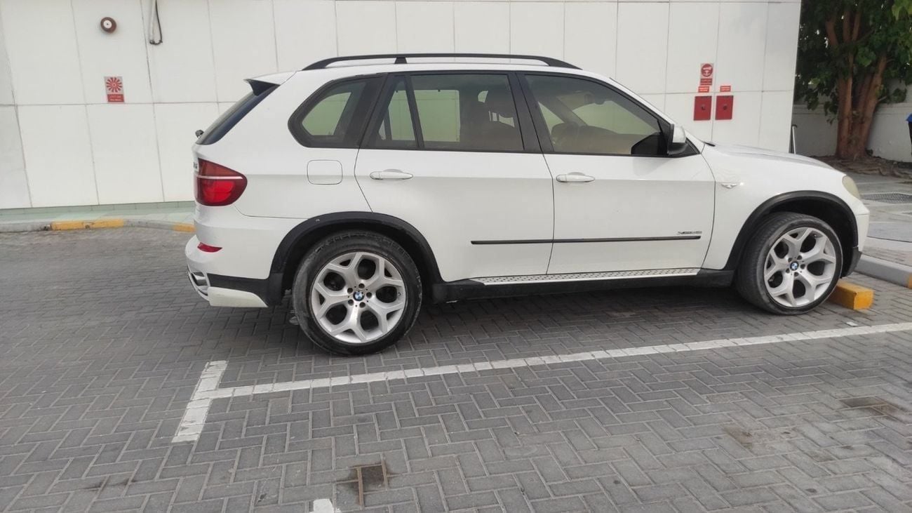 بي أم دبليو X5 xDrive 35i Exclusive 3.0L