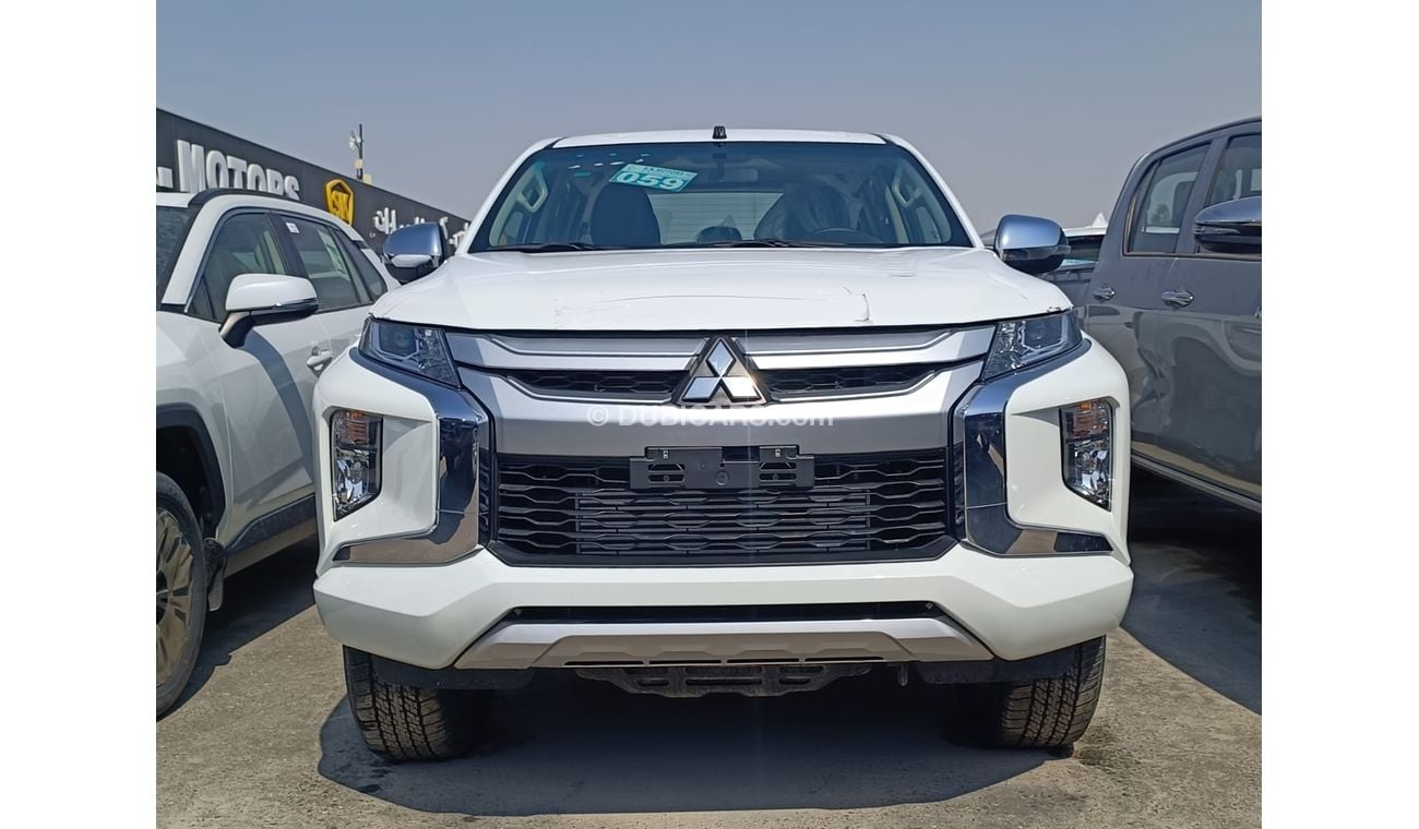 Mitsubishi L200 SPORTERO, 2.4L  DIESEL, MANUAL GEAR BOX, PUSH START (CODE # 67764)