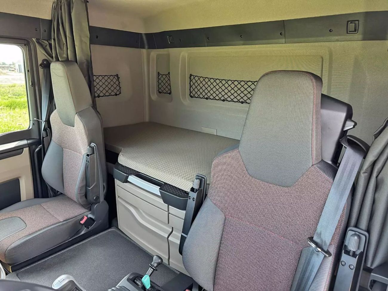 مان TGS TGS 33.440 6x4 BB SA