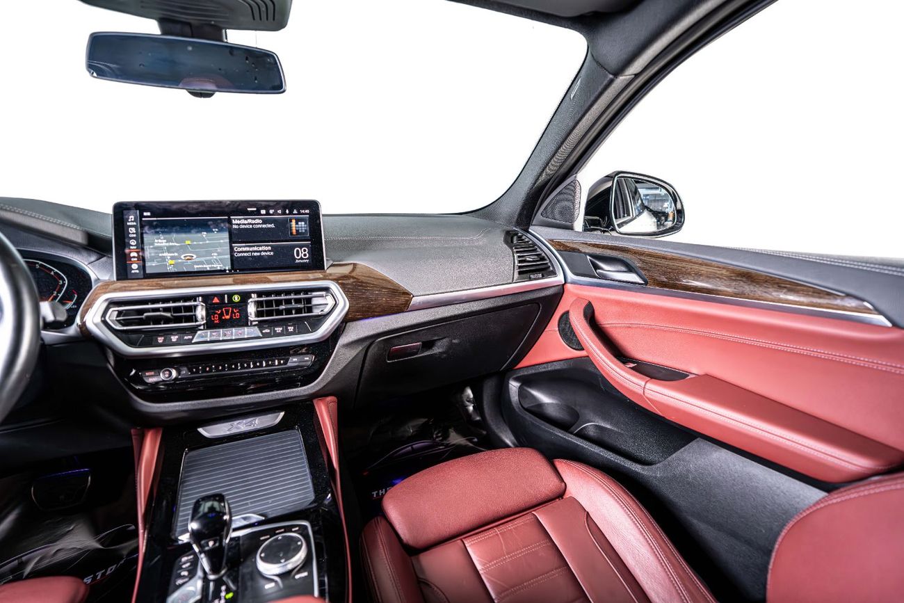 بي أم دبليو X4 xDrive 30i M Sport 2.0L