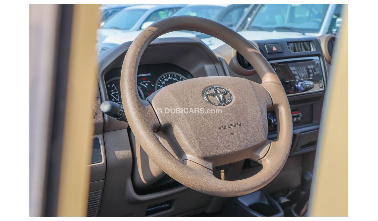 Toyota Land Cruiser Pick Up Toyota LC Pick Up Single Cabin 4.0L, Petrol, Year: 2023