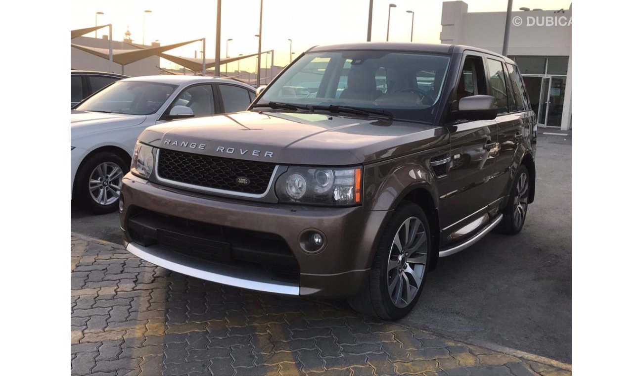 لاند روفر رينج روفر سبورت Rang Rover sport kit auto biography model 2012 car prefect condition full option  low mileage