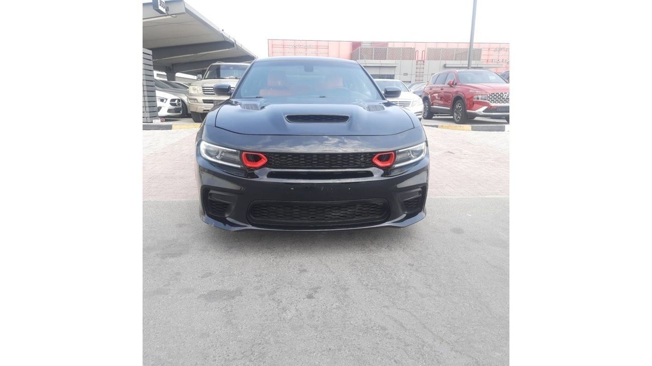 دودج تشارجر 3.6L SXT (متوسط)