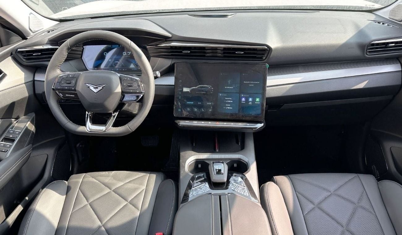 كايي X7 1.6T Flagship VERSION 7 SEATS AT