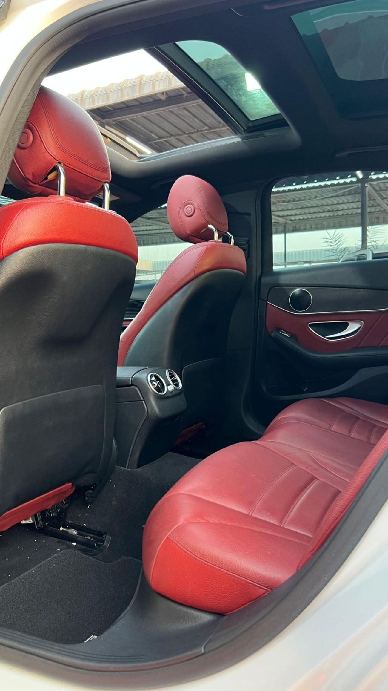 مرسيدس بنز C 200 AMG