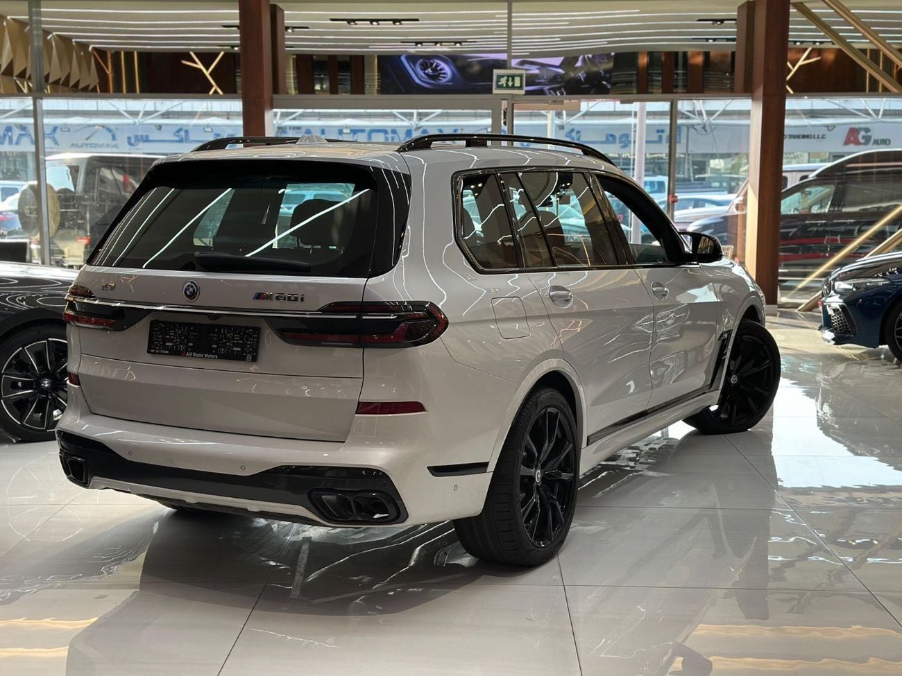 BMW X7 M60i XDRIVE M50i xDriveM60i (6 Seats)