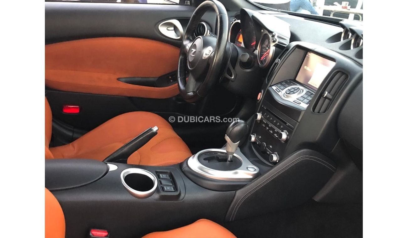 Nissan 370Z NissanZ370 model 2016 GCC car prefect condition one owner 2keys