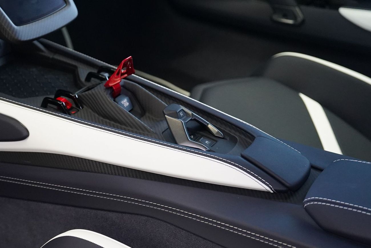 Lamborghini Revuelto 6.5L V12 Hybrid