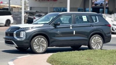 Mitsubishi Outlander GLX HIGHLINE Mitsubishi Outlander 2.5L 4WD MID OPTION 7-SEATER AT 2025 • Petrol • Automatic