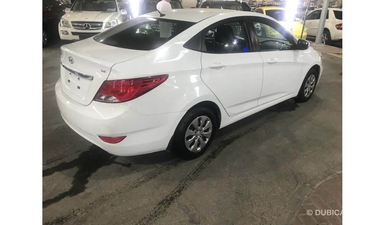 Hyundai Accent