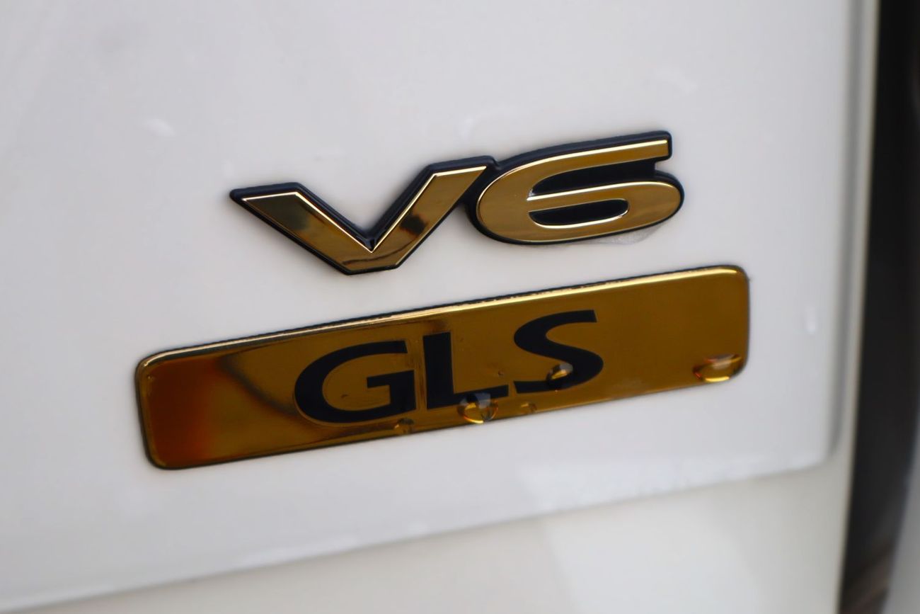 ميتسوبيشي باجيرو