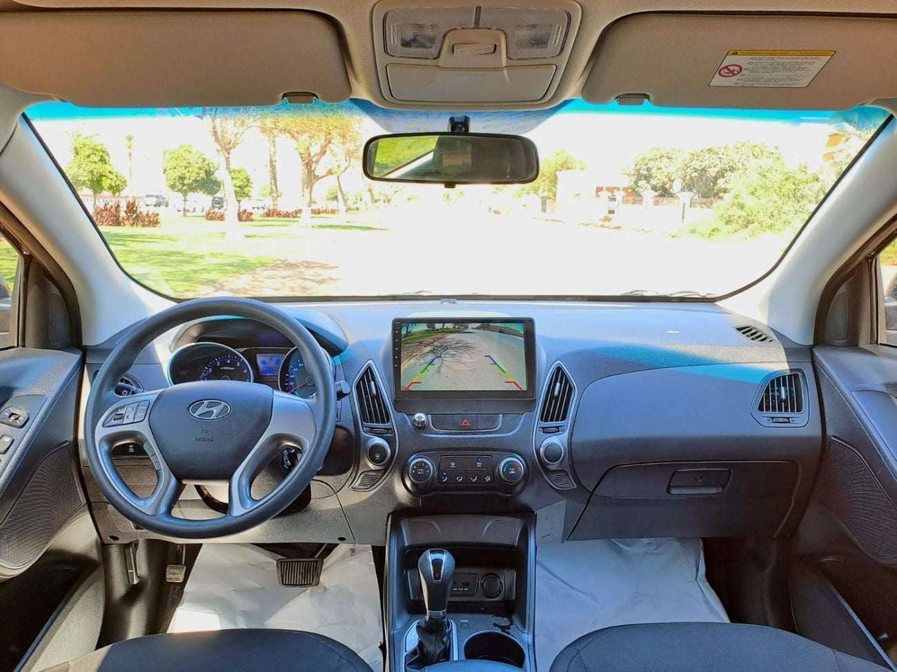 Hyundai Tucson GL 2.0L 1,725-MONTHLY FOR 1 YEAR ONLY | HYUNDAI TUCSON 2015 2.0L GCC | CRUISE CONTROL I GPS I ACCIDE