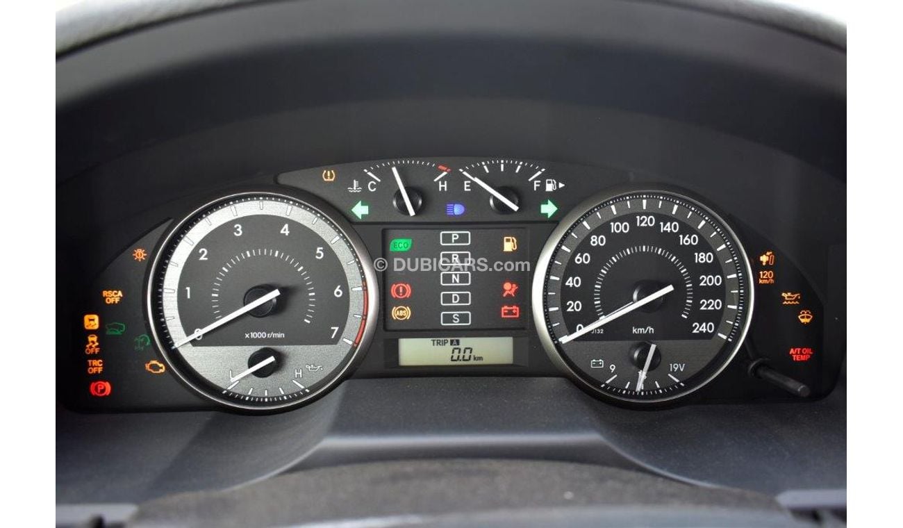 Toyota Land Cruiser 200 GXR V6 4.0L PETROL 8 SEAT AUTOMATIC WITH GT KIT