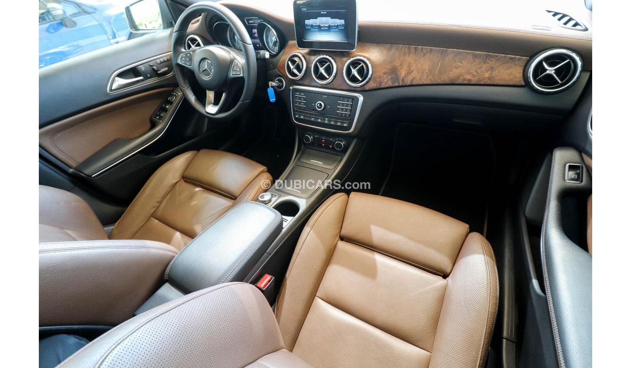 مرسيدس بنز GLA 250 X156