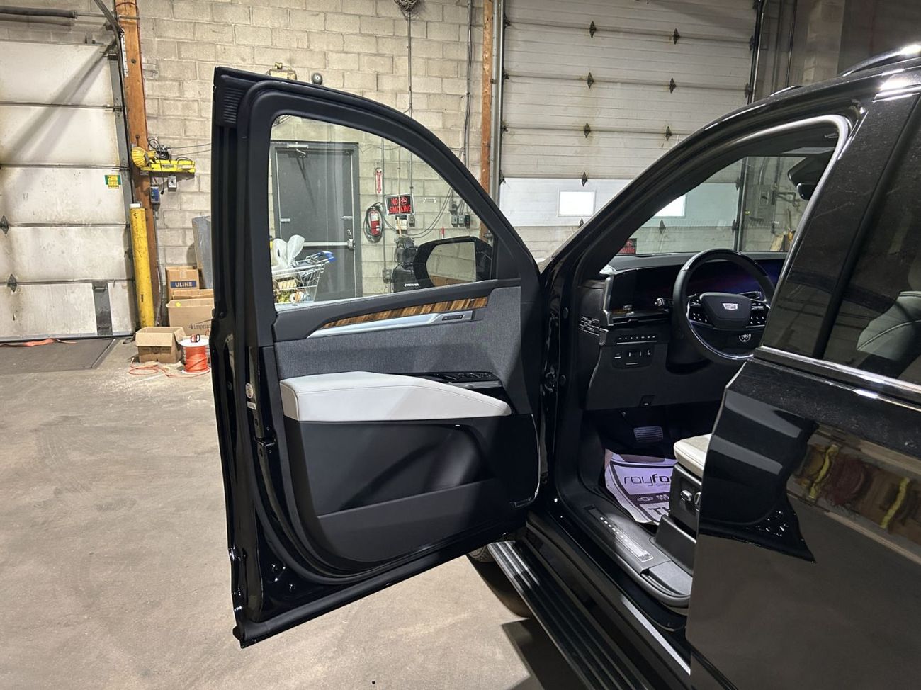 Cadillac Escalade 2025 CADILLAC ESCALADE ESV SPORT PLATINUM BRAND NEW 0KM