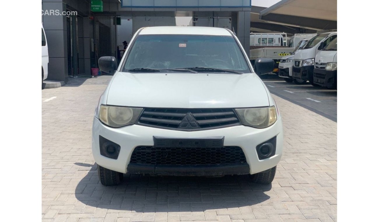 Mitsubishi L200 Std 2014 4x2 Ref#472