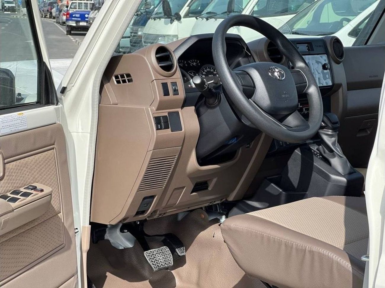 Toyota Land Cruiser Pick Up LC79 D/C 2.8L DSL A/T // 2024 // HIGH OPTION WITH WINCH , DIFF LOCK , POWER WINDOWS // SPECIAL OFFER