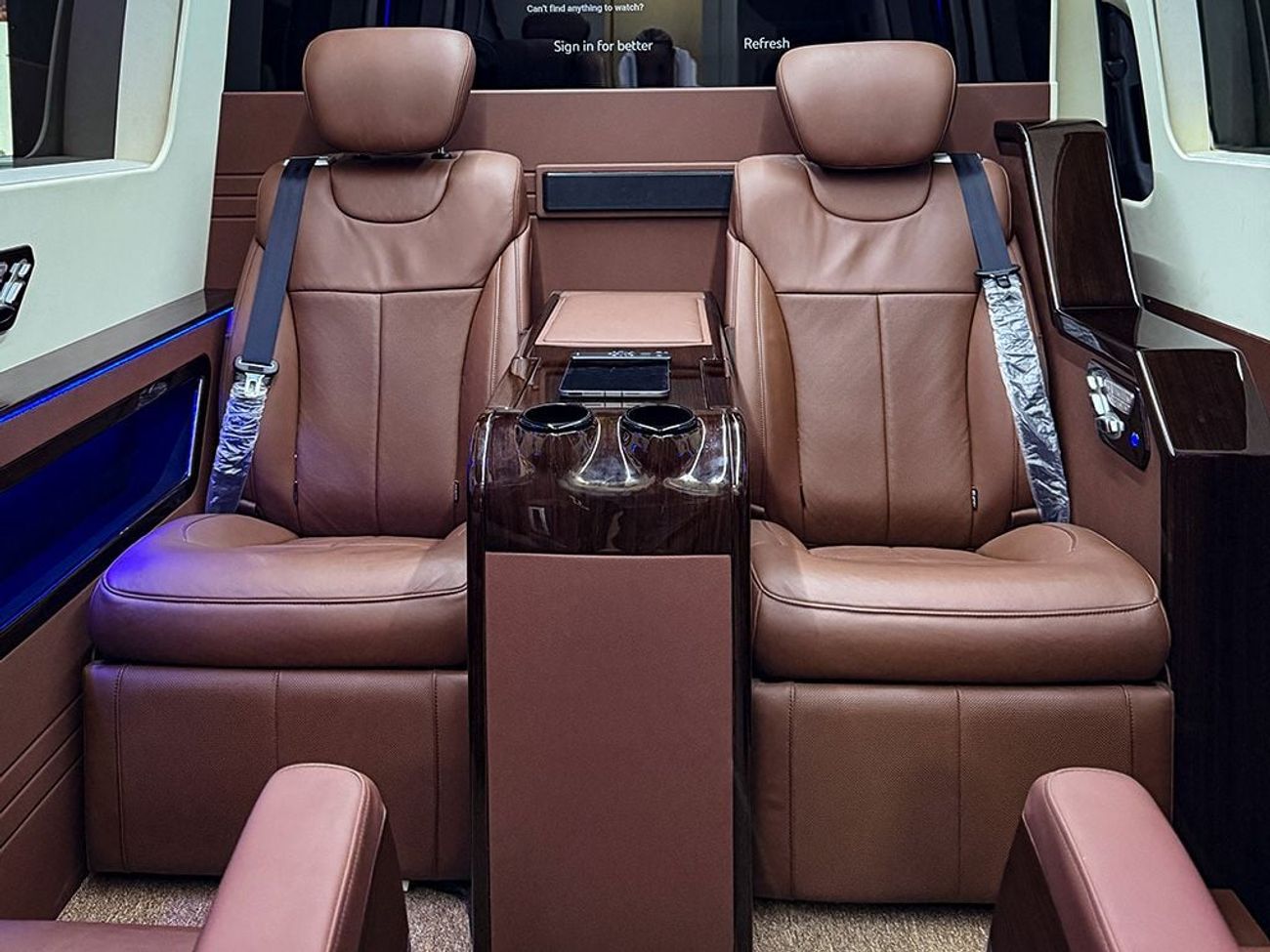 مرسيدس بنز سبرينتر BESPOKE INTERIOR CONVERSION