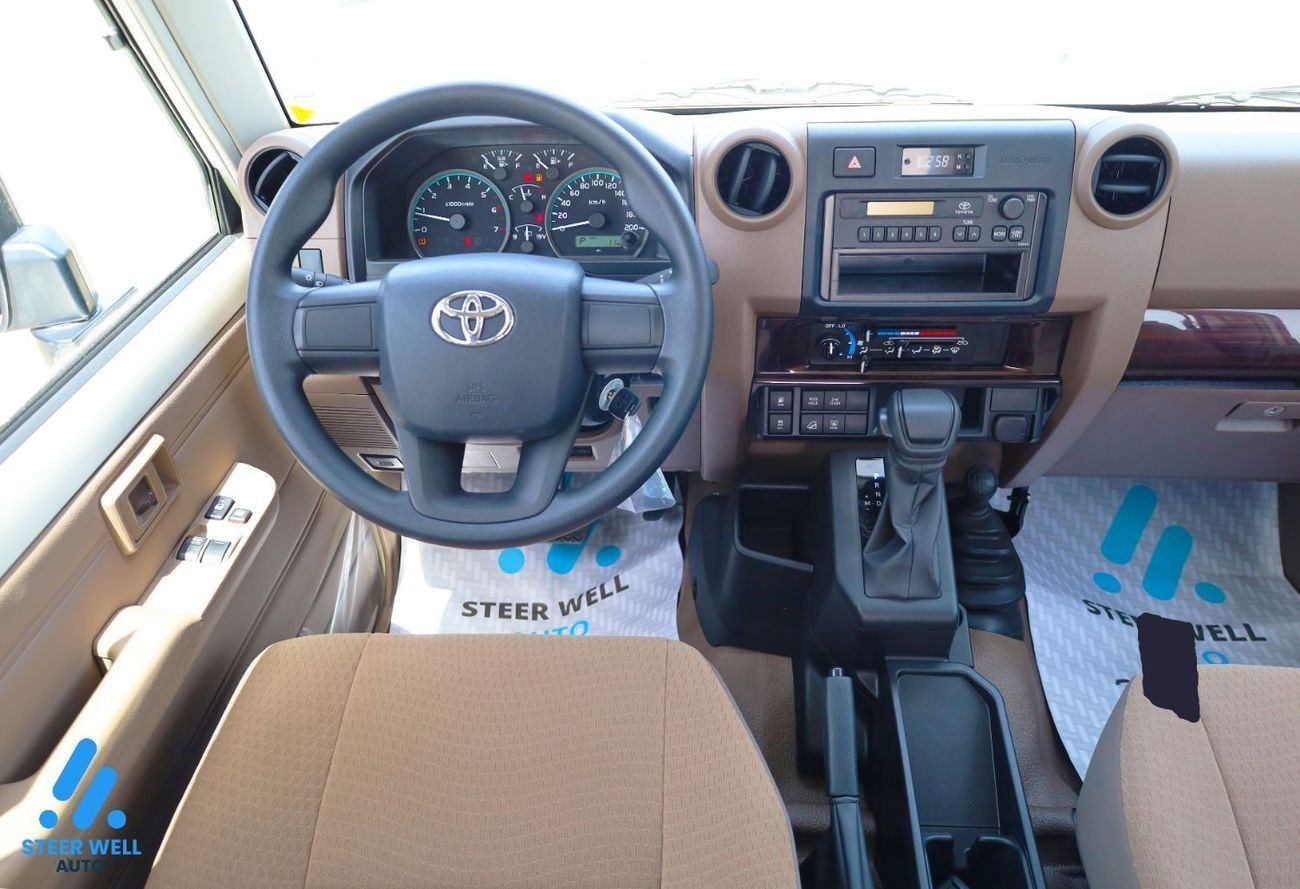 Toyota Land Cruiser 70 LC78 4.0L Petrol - Automatic - V6