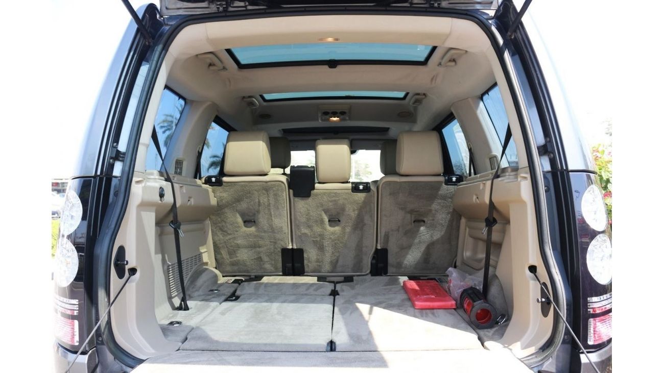 Land Rover Discovery HSE Land rover LR4 model 2016 V6 Gulf space Full options 7 seats Full services History