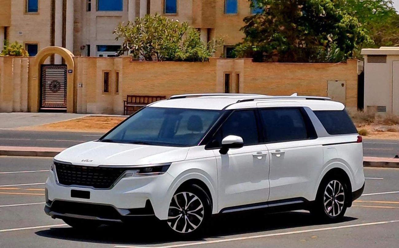 Kia Carnival GDI EX 3.5L 2022 3.5L GCC (1330/-MONTHLY)