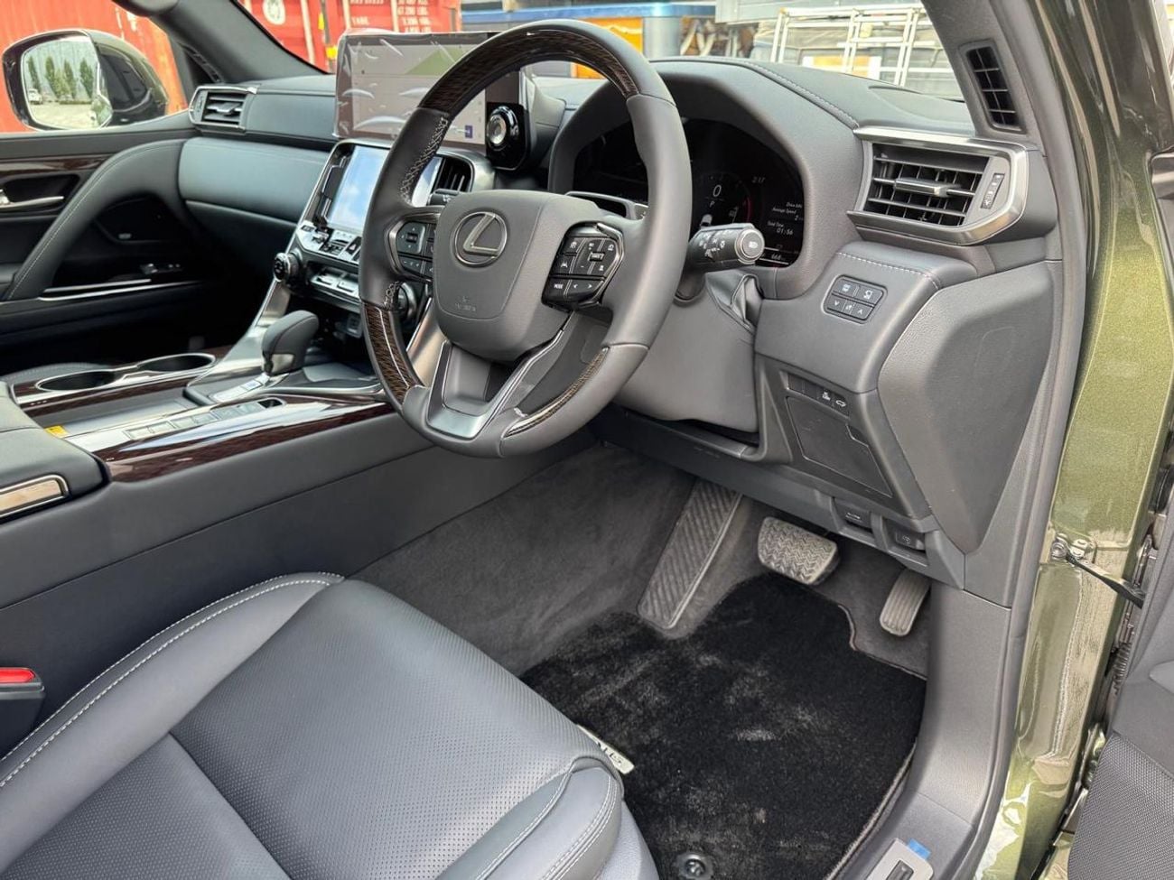 Lexus LX700h Lexus LX700h Sports Luxury