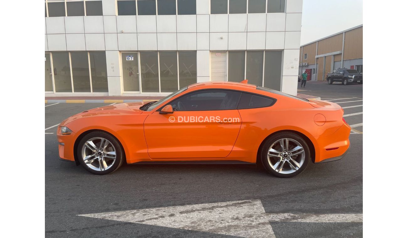 Ford Mustang EcoBoost Model 2020 2.3L RWD -  USA specs / low mileage
