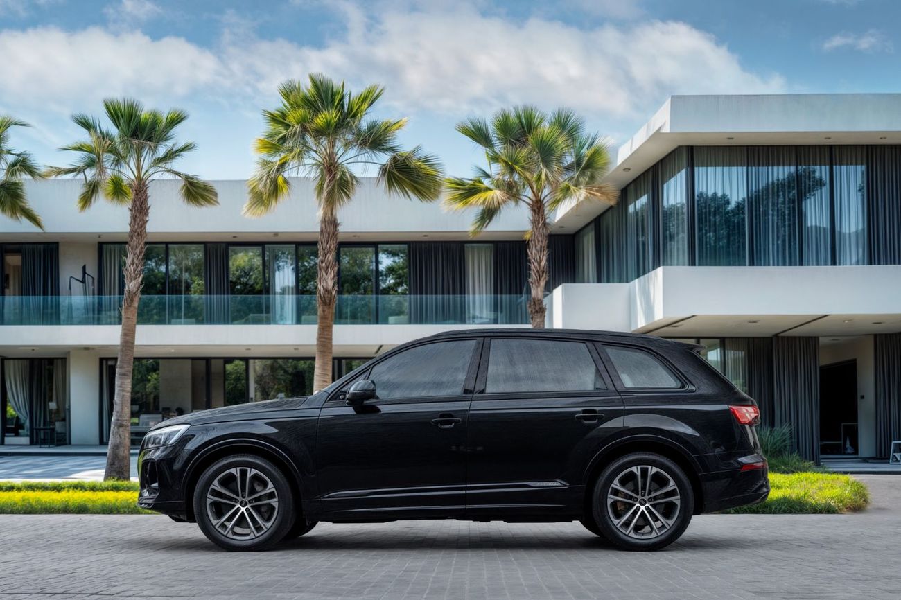 Audi Q7 S-Line | 5,483 P.M  | 0% Downpayment | Agency Warranty!