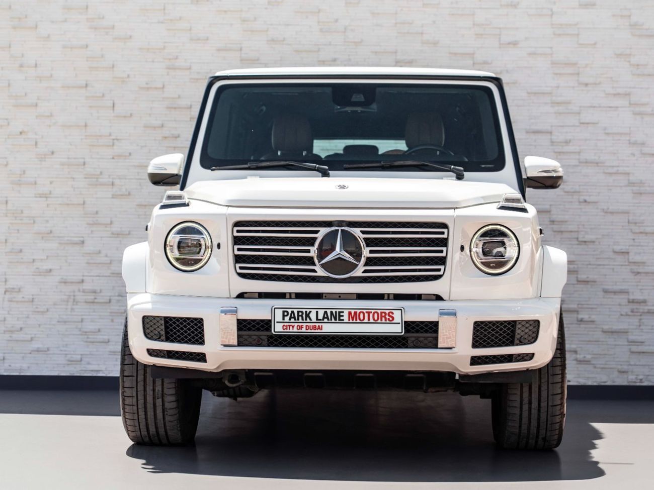 Mercedes-Benz G 500 Std 4.0L (422 HP)